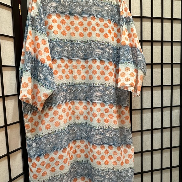 lulaRoe Kimono Large flowy & feminine slightly sheer lightweight fabric - Picture 4 of 8